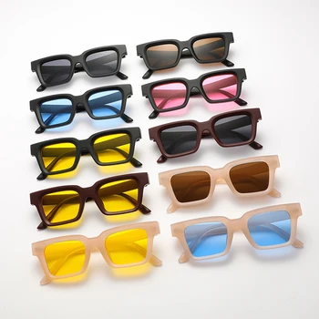 2024 Moda Yeni Retro Kare çerçeve Evrensel HD Jöle Renkli Moda Güneş Gözlüğü 3D Basit Tasarım Oculos De Sol Feminino